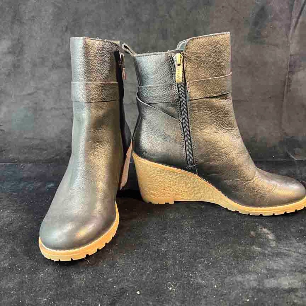 Bass Jayden Leather Wedge Heel Ankle Boots Women’s Size 7 Black Side Zip